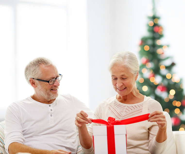 Holiday Gift Ideas for Those with Alzheimer’s Disease