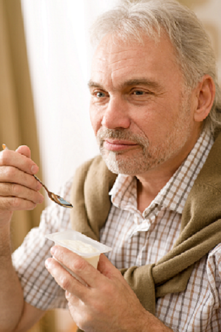 Special Nutrition Needs for Seniors with Alzheimer's Disease